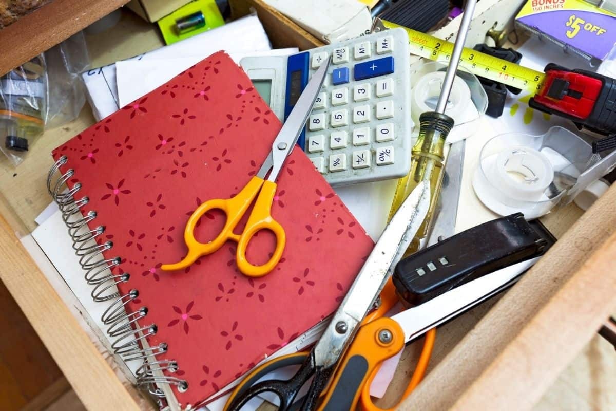 12 Habits To Clear The Clutter And Keep A Clean Home